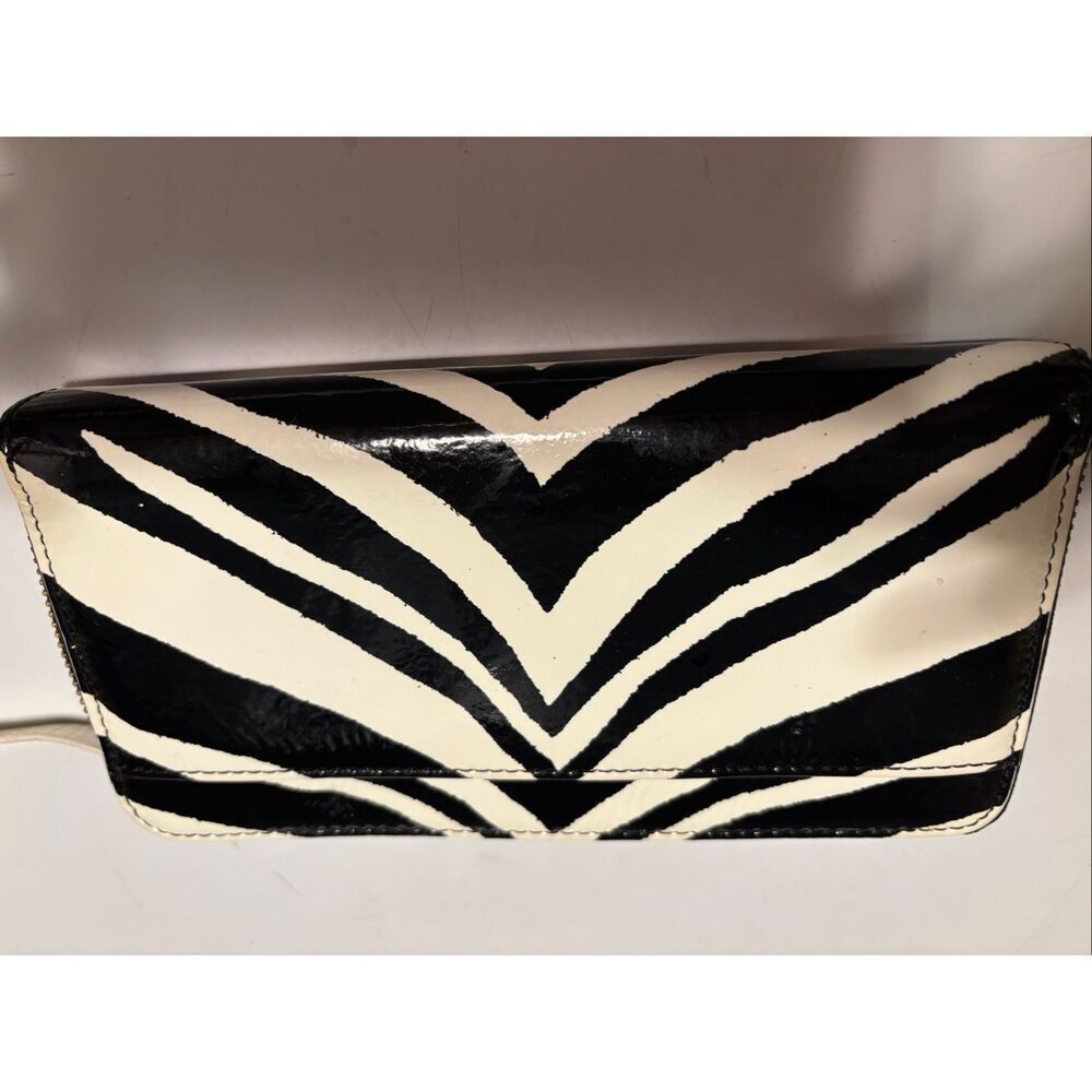 Kate Spade Wallet - Picture 2 of 3